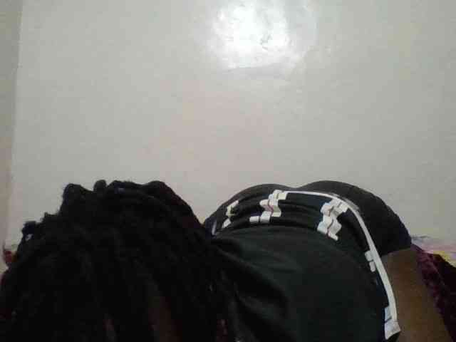 Yourdreamgirl webcam