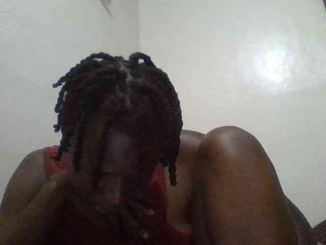 Yourdreamgirl webcam