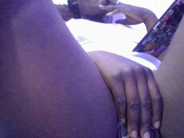 Yourdreamgirl webcam