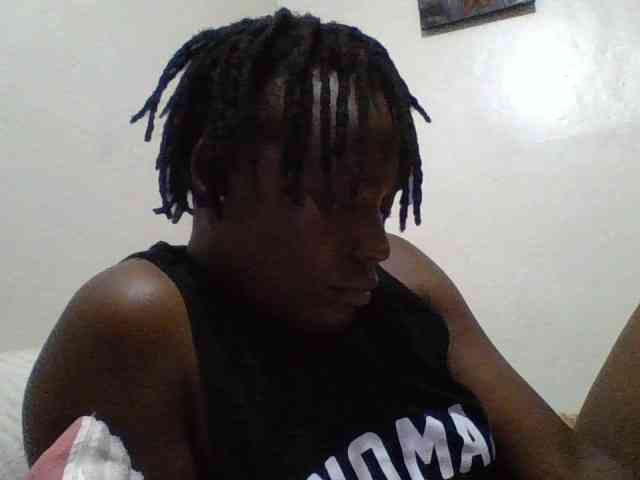 Yourdreamgirl webcam