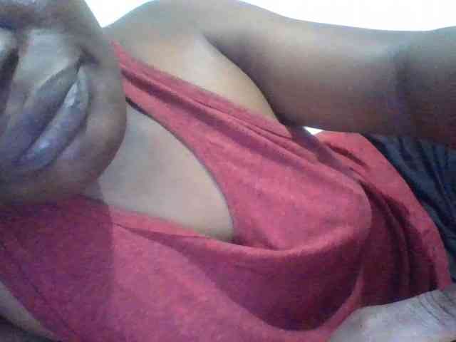 Yourdreamgirl webcam
