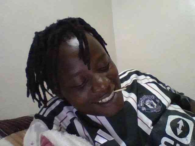 Yourdreamgirl webcam