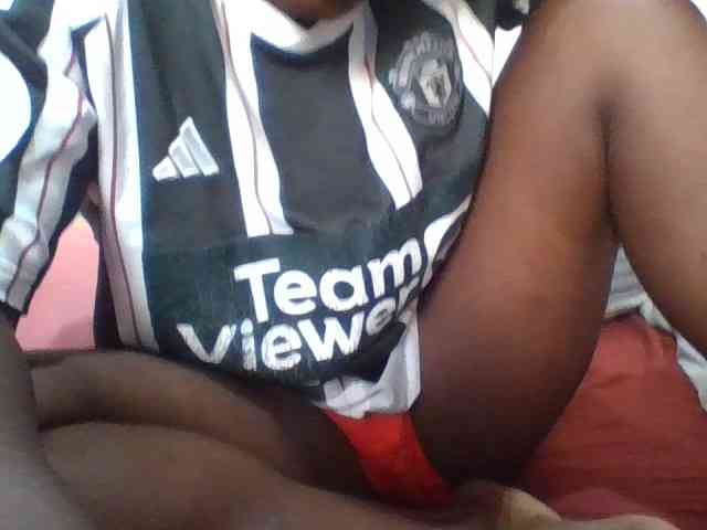 Yourdreamgirl webcam