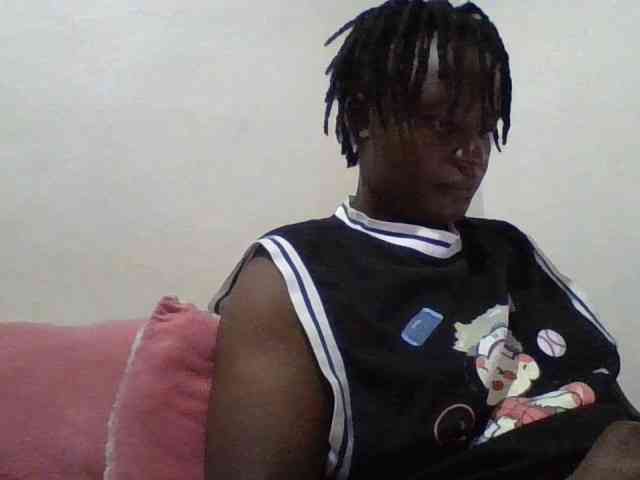 Yourdreamgirl webcam