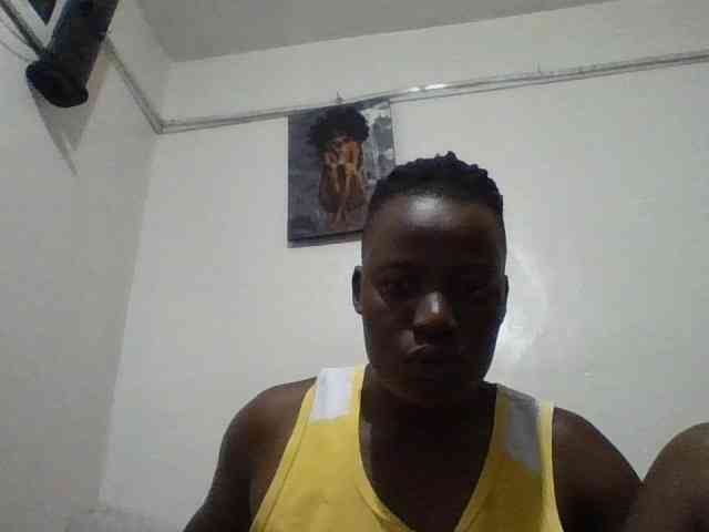 Yourdreamgirl webcam