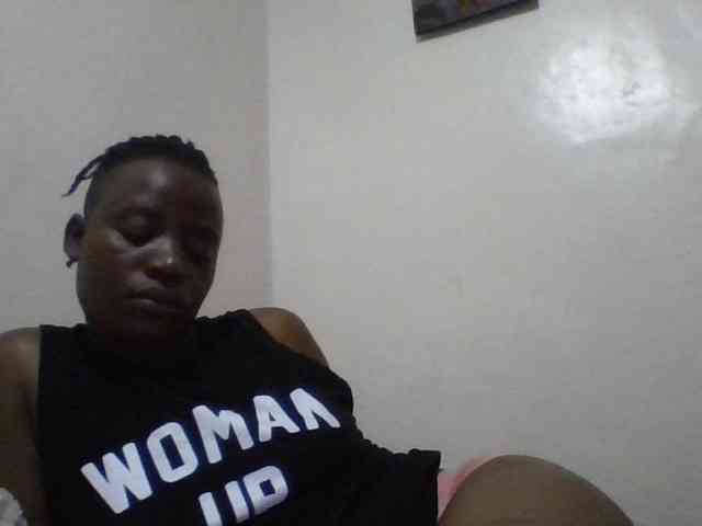 Yourdreamgirl webcam