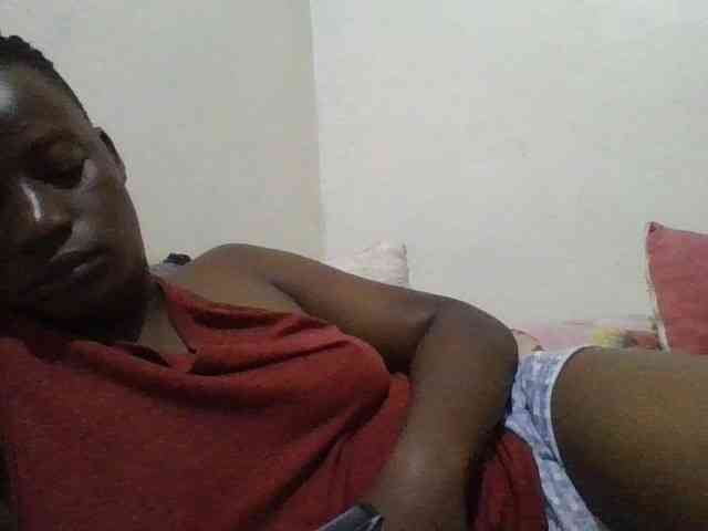 Yourdreamgirl webcam