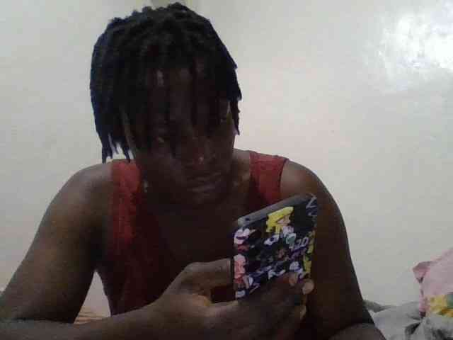 Yourdreamgirl webcam