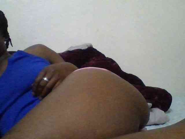 Yourdreamgirl webcam