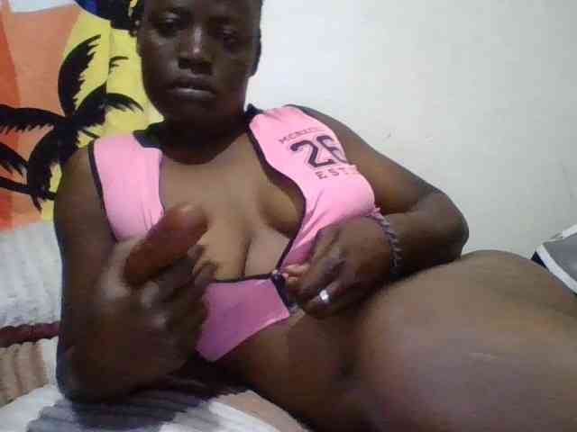 Yourdreamgirl webcam