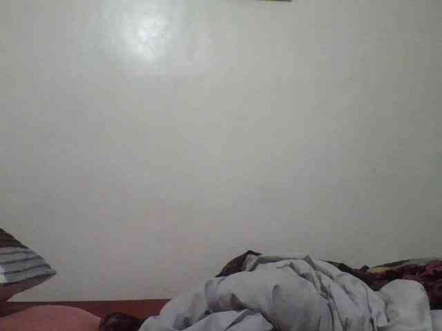 Yourdreamgirl webcam