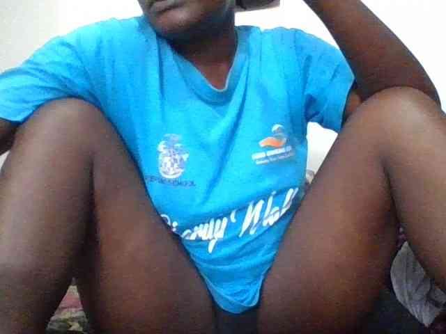 Yourdreamgirl webcam