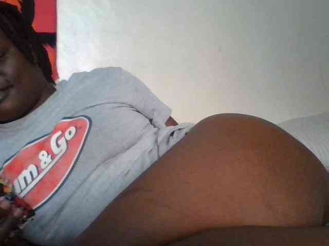 Yourdreamgirl webcam