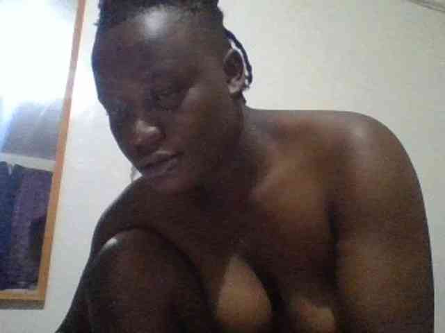 Yourdreamgirl webcam
