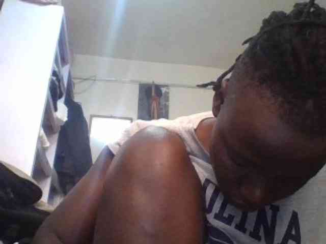 Yourdreamgirl webcam