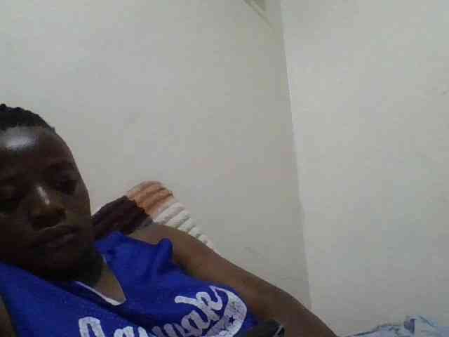 Yourdreamgirl webcam