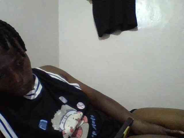 Yourdreamgirl webcam