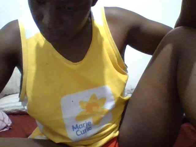 Yourdreamgirl webcam