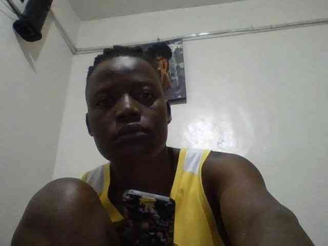 Yourdreamgirl webcam