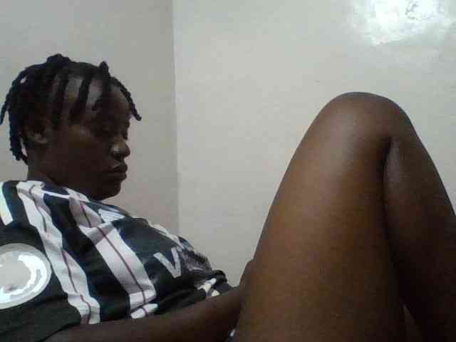 Yourdreamgirl webcam