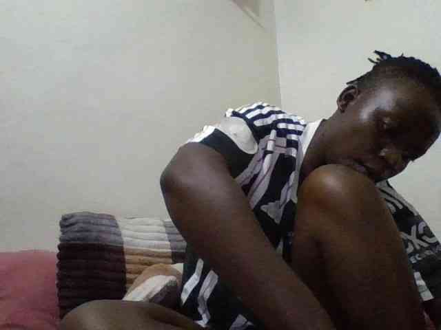 Yourdreamgirl webcam