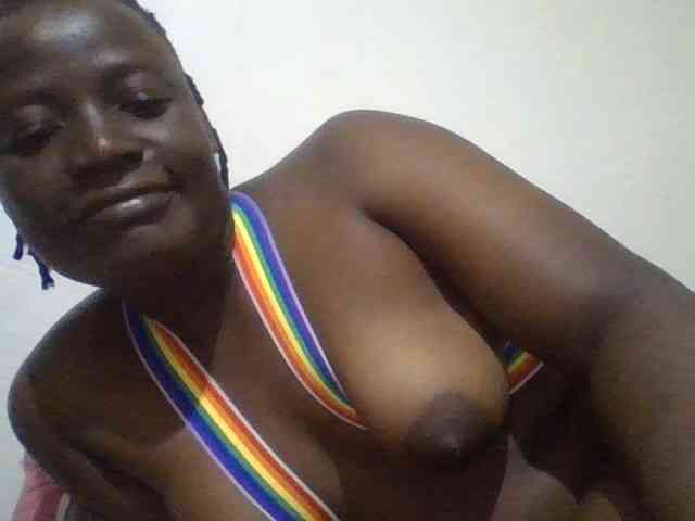 Yourdreamgirl webcam