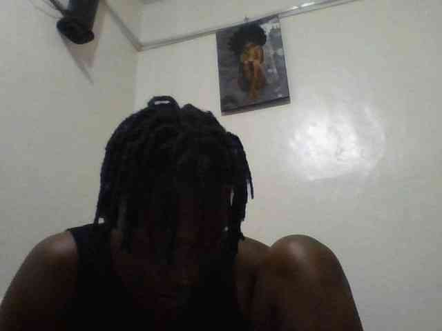 Yourdreamgirl webcam