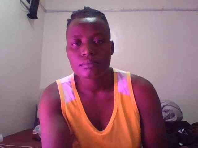 Yourdreamgirl webcam