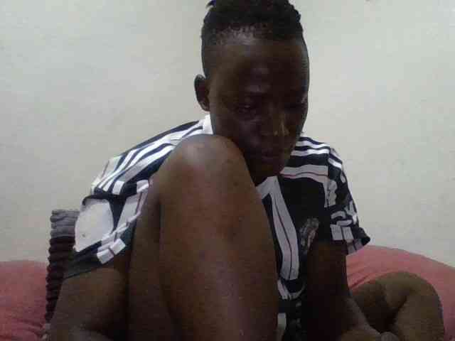 Yourdreamgirl webcam