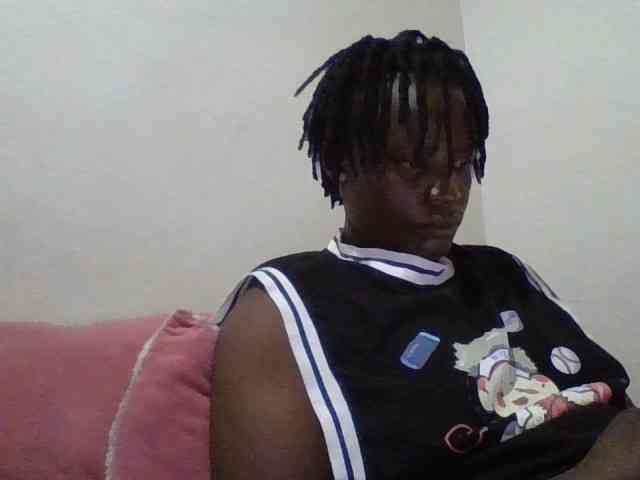 Yourdreamgirl webcam