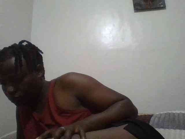 Yourdreamgirl webcam