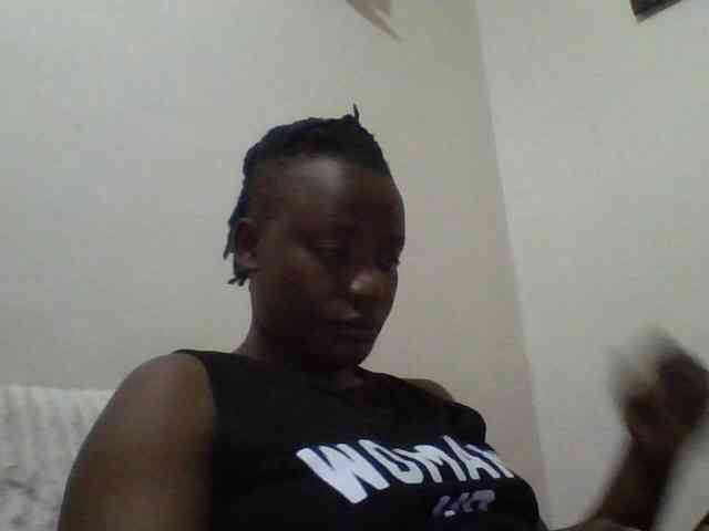 Yourdreamgirl webcam