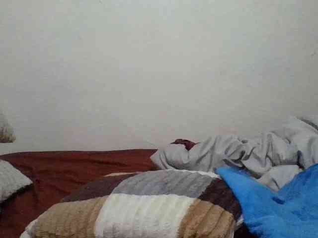 Yourdreamgirl webcam