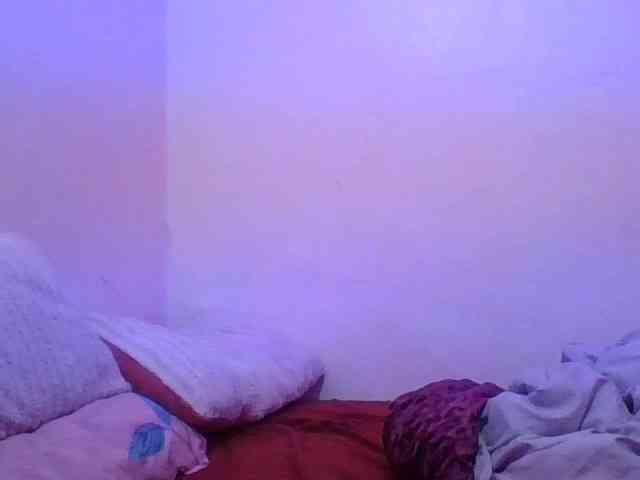 Yourdreamgirl webcam