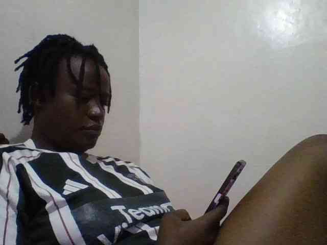 Yourdreamgirl webcam