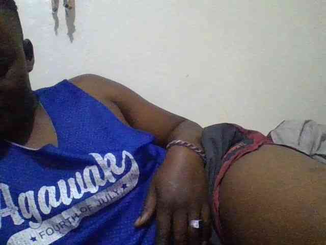 Yourdreamgirl webcam