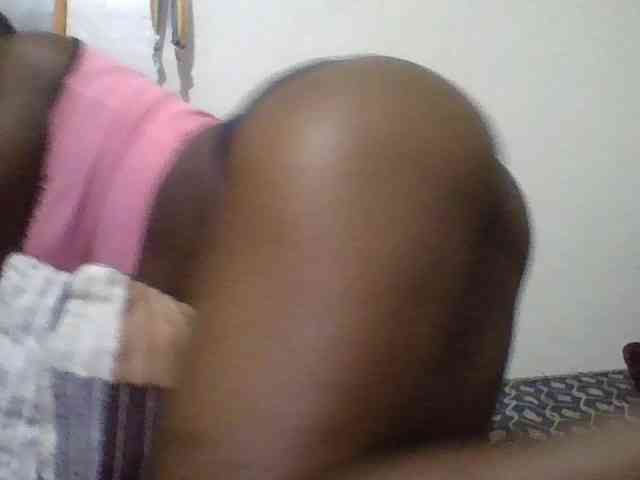 Yourdreamgirl webcam