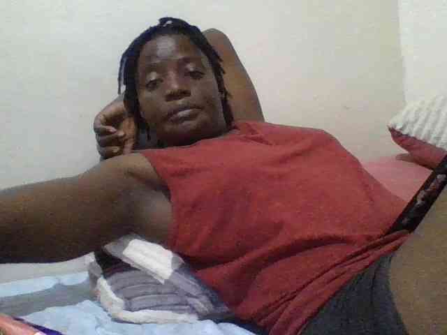 Yourdreamgirl webcam