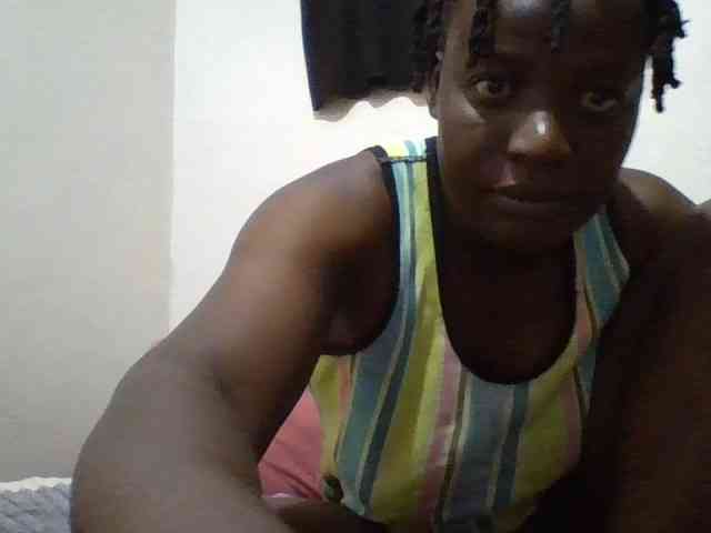 Model: Yourdreamgirl