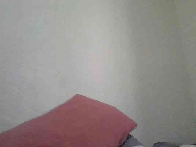 Yourdreamgirl webcam