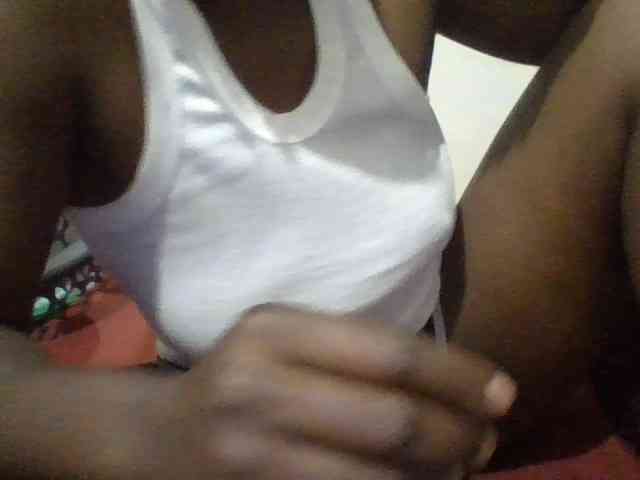 Yourdreamgirl webcam