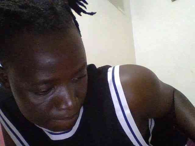 Yourdreamgirl webcam