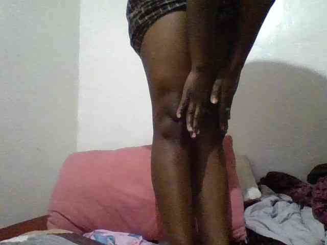 Yourdreamgirl webcam
