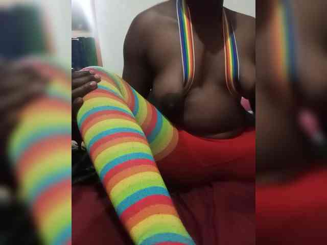 Yourdreamgirl webcam