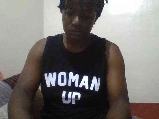 Yourdreamgirl webcam