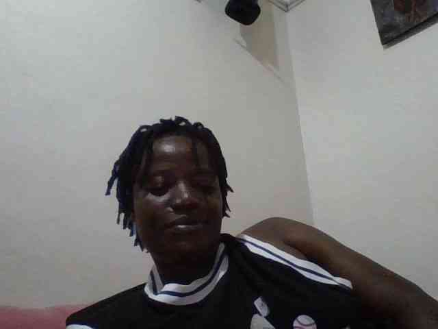 Yourdreamgirl webcam