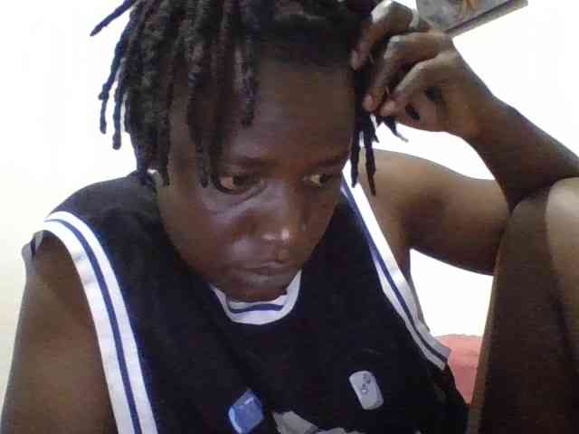 Yourdreamgirl webcam