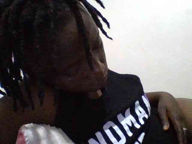 Yourdreamgirl webcam