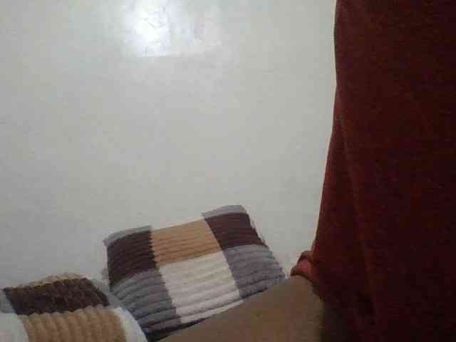 Yourdreamgirl webcam