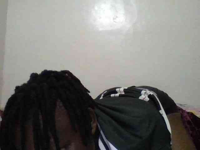 Yourdreamgirl webcam